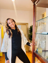 Load image into Gallery viewer, Champagne Duster