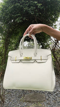 Load image into Gallery viewer, Large Luxury “Society” Tote
