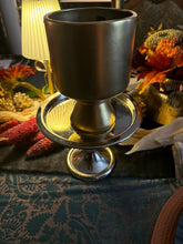 Load image into Gallery viewer, Holiday Urn Votive