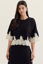 Load image into Gallery viewer, ENTRO Lace Detailed Top