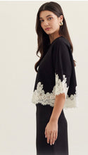 Load image into Gallery viewer, ENTRO Lace Detailed Top